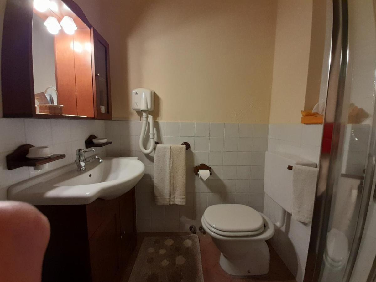 Tigliole Locanda Bellavista מראה חיצוני תמונה